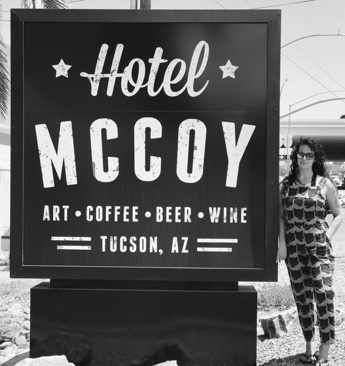 Hotel Mccoy - Art, Coffee, Beer, Wine Tucson Dış mekan fotoğraf